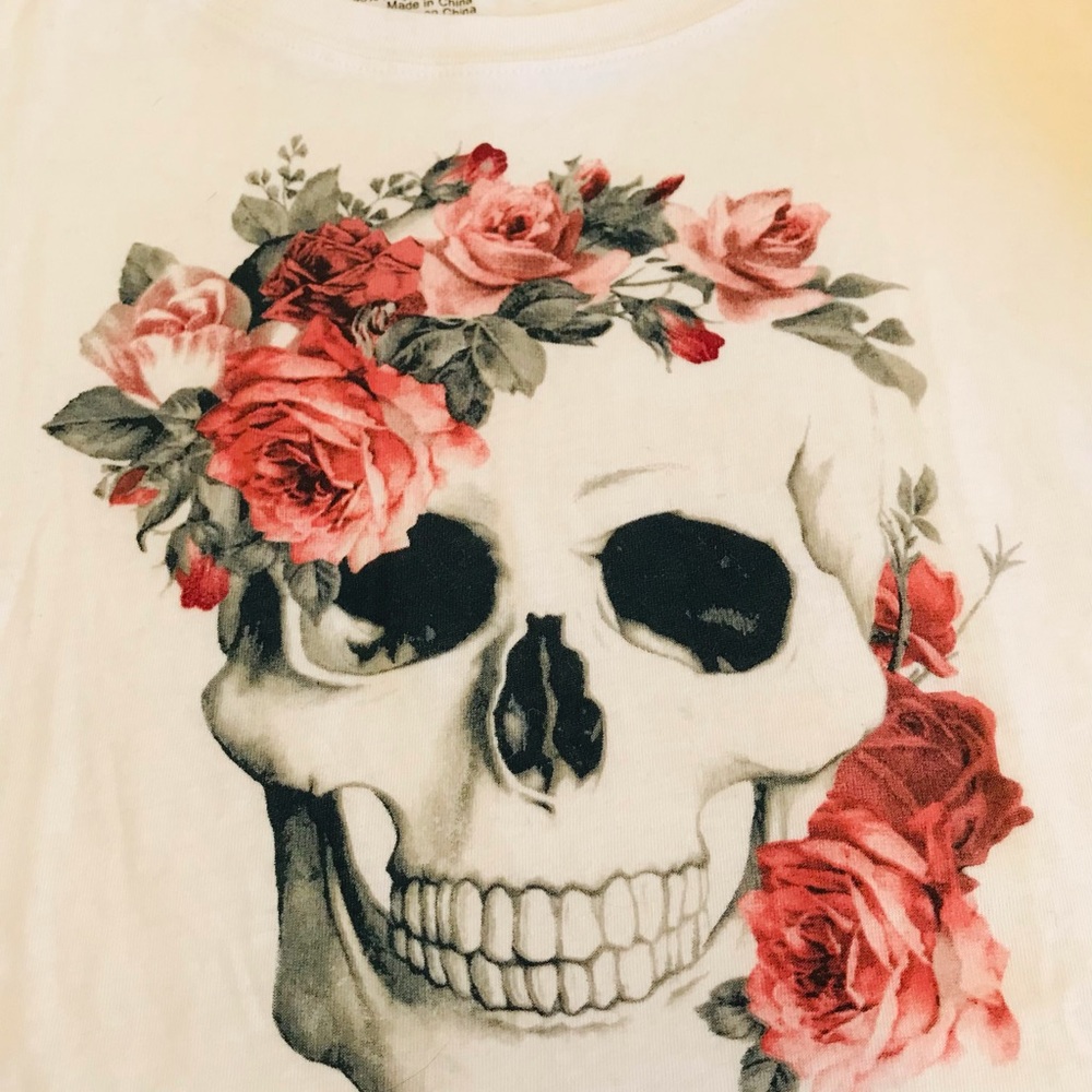 Skull & Roses tee - Picture 2 of 3